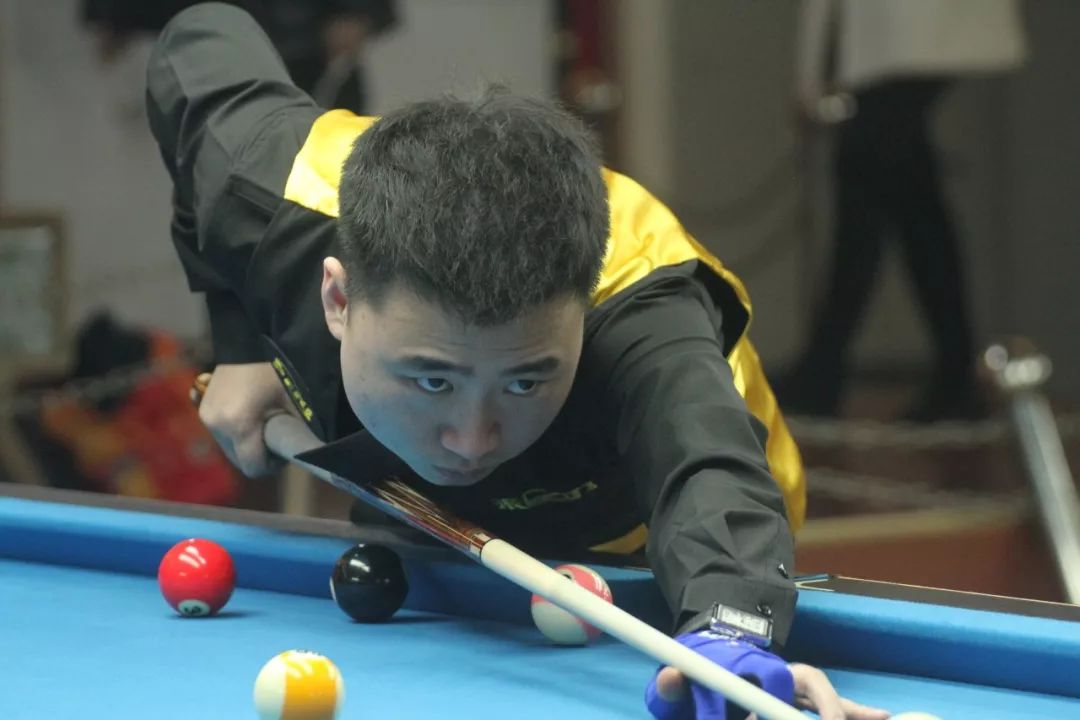 稍纵即逝的 稍纵即逝的